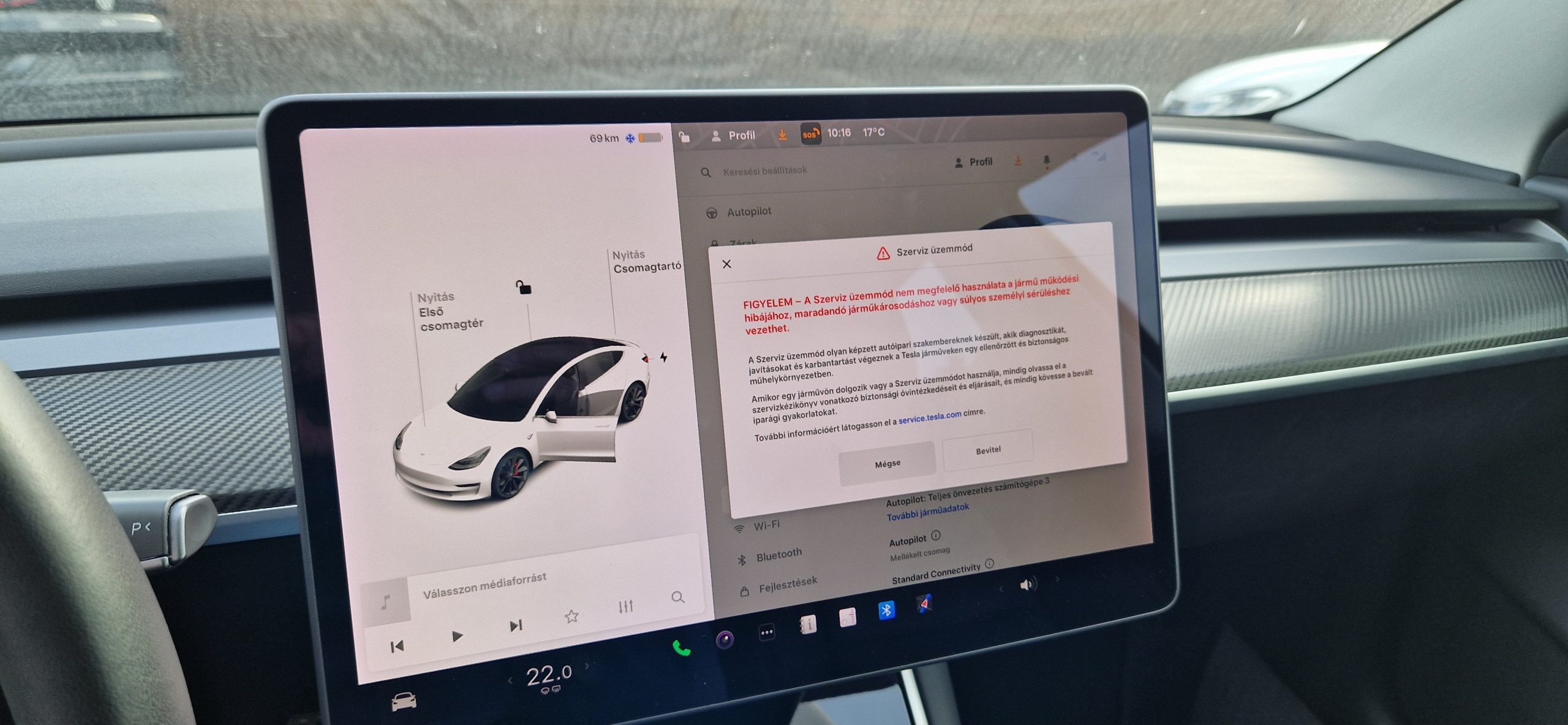 Tesla Model 3 és Model Y állapotfelmérés